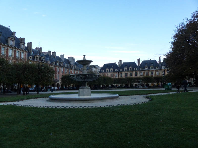 Marais Place des Vosges