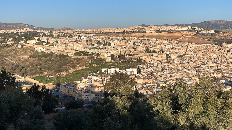 Panoramablick von der Burg auf Fès