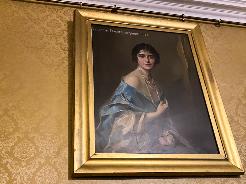 Glamis Castle Königin Elizabeth 26jährig